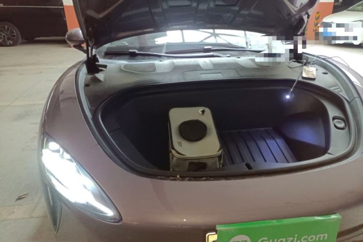 Used Xiaomi Auto SU7 2024 Rear-Drive Ultra-Long Range Advanced Pro-Level Intelligent Driving Version Engine Bay Right