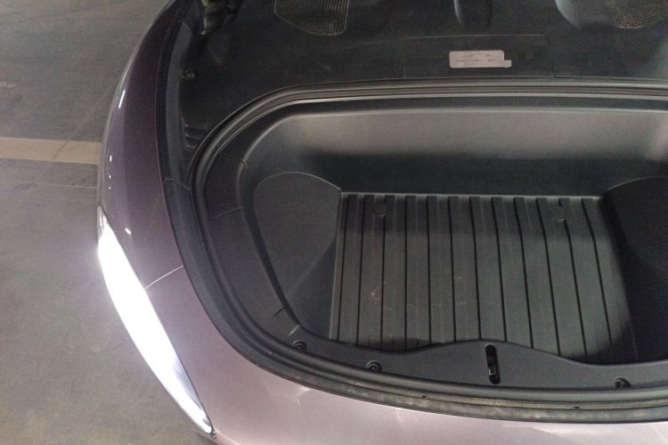 Used Xiaomi Auto SU7 2024 Four-Wheel Drive Ultra-Long Range Advanced Intelligent Driving Max Edition Engine Bay Right