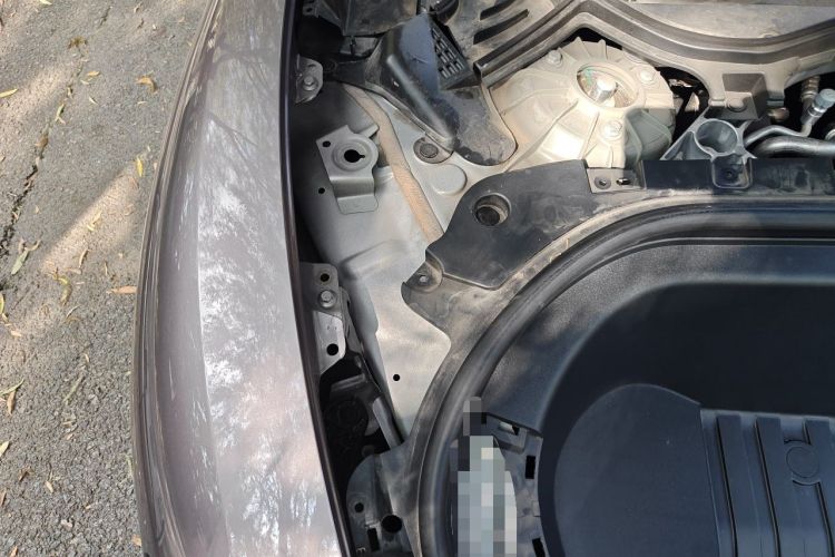 Used Xiaomi Auto SU7 2024 Four-Wheel Drive Ultra-Long Range Advanced Intelligent Driving Max Edition Engine Bay Right