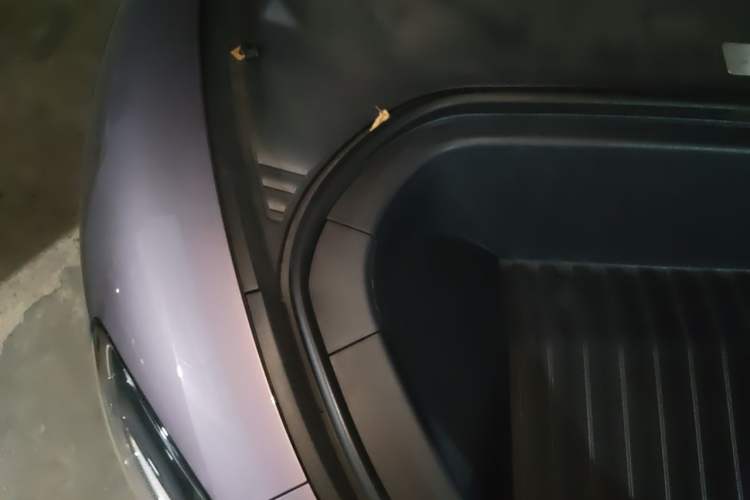 Used Xiaomi Auto SU7 2024 Four-Wheel Drive Ultra-Long Range Advanced Intelligent Driving Max Edition Engine Bay Right
