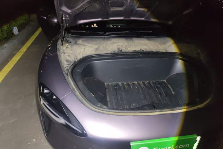 Used Xiaomi Auto SU7 2024 Four-Wheel Drive Ultra-Long Range Advanced Intelligent Driving Max Edition Engine Bay Right
