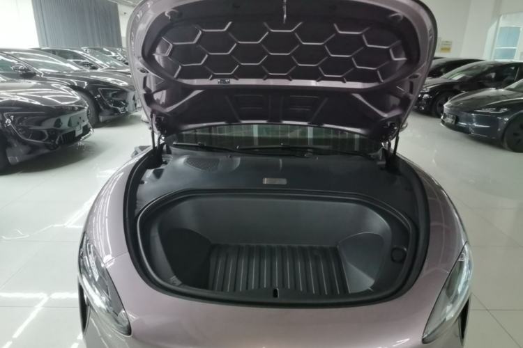 Used Xiaomi Auto SU7 2024 Four-Wheel Drive Ultra-Long Range Advanced Intelligent Driving Max Edition Engine Bay