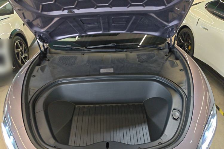 Used Xiaomi Auto SU7 2024 Rear-Drive Ultra-Long Range Advanced Pro-Level Intelligent Driving Version Engine Bay