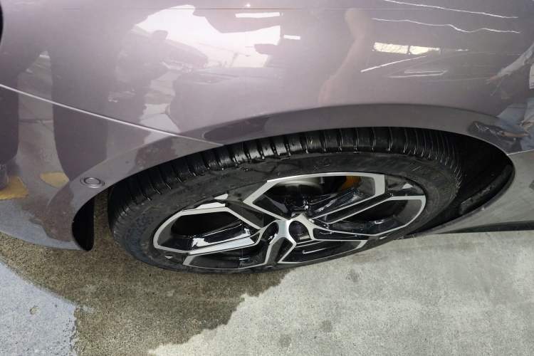 Used Xiaomi Auto SU7 2024 Rear-Drive Ultra-Long Range Advanced Pro-Level Intelligent Driving Version Exterior 1