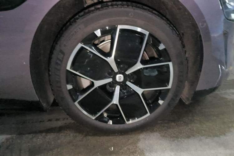 Used Xiaomi Auto SU7 2024 Rear-Drive Ultra-Long Range Advanced Pro-Level Intelligent Driving Version Exterior 1
