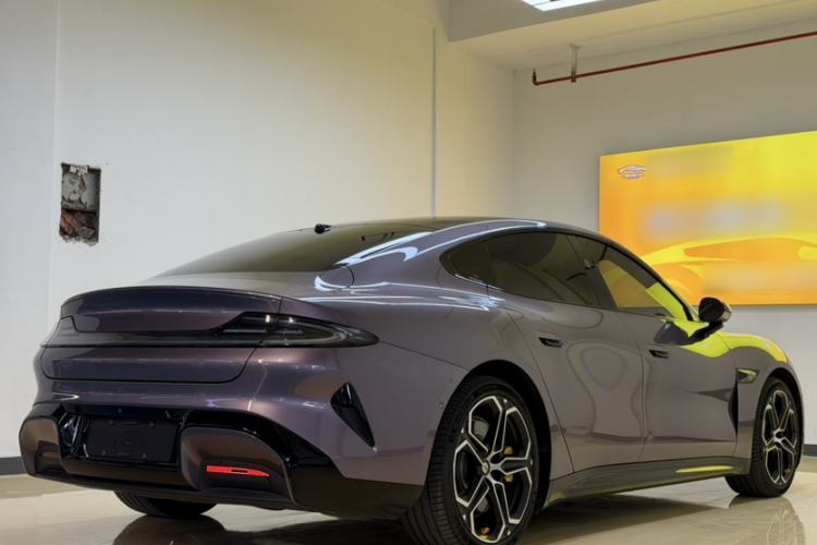 Used Xiaomi Auto SU7 2024 Rear-Drive Ultra-Long Range Advanced Pro-Level Intelligent Driving Version Exterior 2