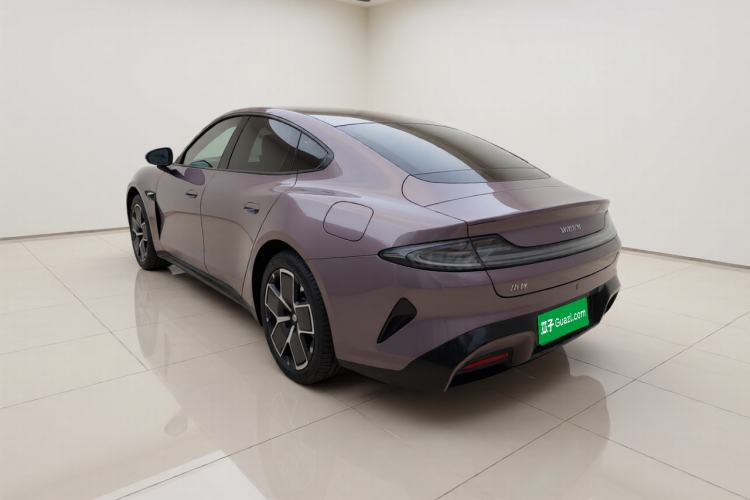 Used Xiaomi Auto SU7 2024 Rear-Drive Ultra-Long Range Advanced Pro-Level Intelligent Driving Version Exterior 3