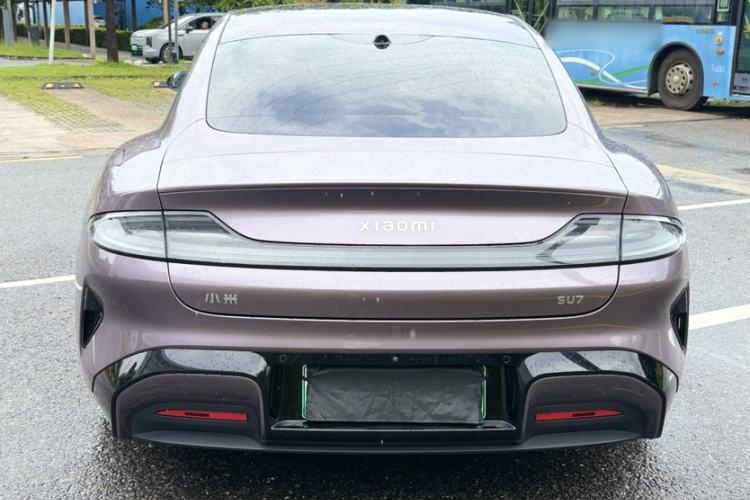 Used Xiaomi Auto SU7 2024 Rear-Drive Long-Range Intelligent Driving Version Exterior 3