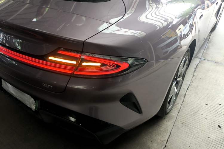 Used Xiaomi Auto SU7 2024 Rear-Drive Ultra-Long Range Advanced Pro-Level Intelligent Driving Version Exterior 3