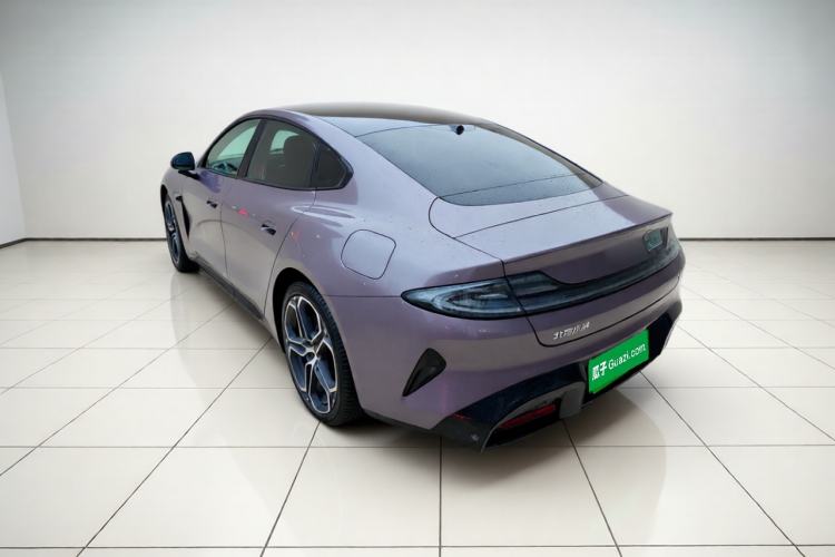 Used Xiaomi Auto SU7 2024 Rear-Drive Long-Range Intelligent Driving Version Exterior 3