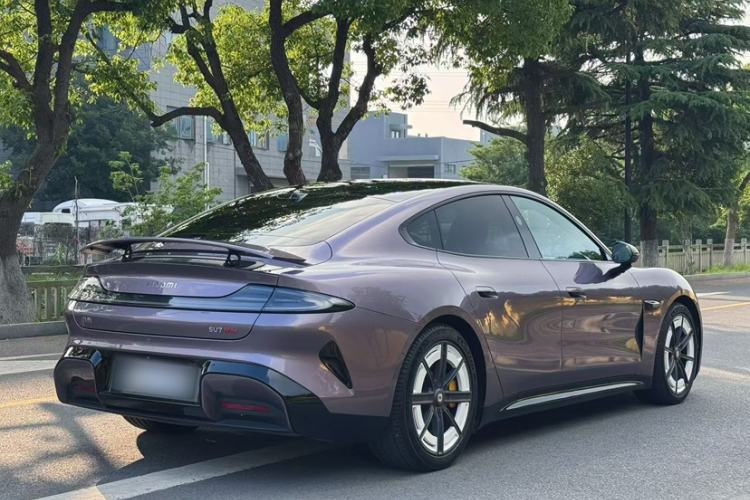 Used Xiaomi Auto SU7 2024 Four-Wheel Drive Ultra-Long Range Advanced Intelligent Driving Max Edition Exterior 4