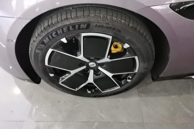 Used Xiaomi Auto SU7 2024 Four-Wheel Drive Ultra-Long Range Advanced Intelligent Driving Max Edition Exterior 4