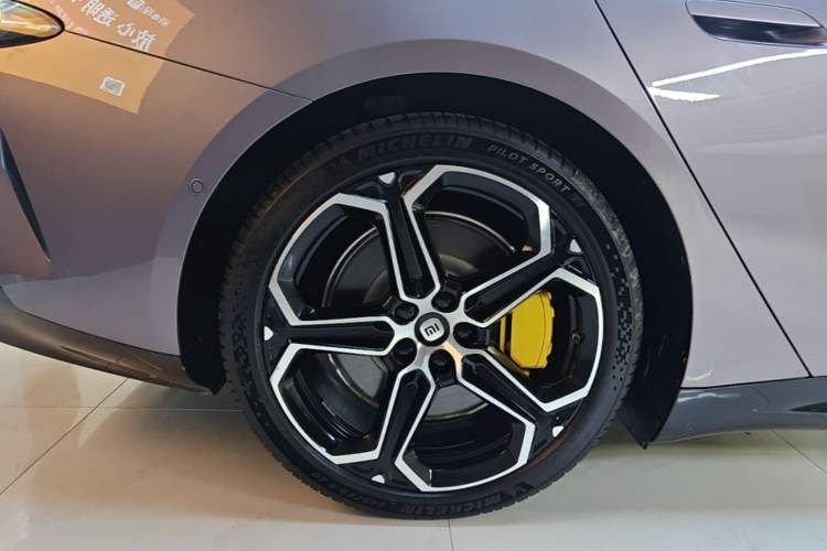 Used Xiaomi Auto SU7 2024 Rear-Drive Long-Range Intelligent Driving Version Exterior 5