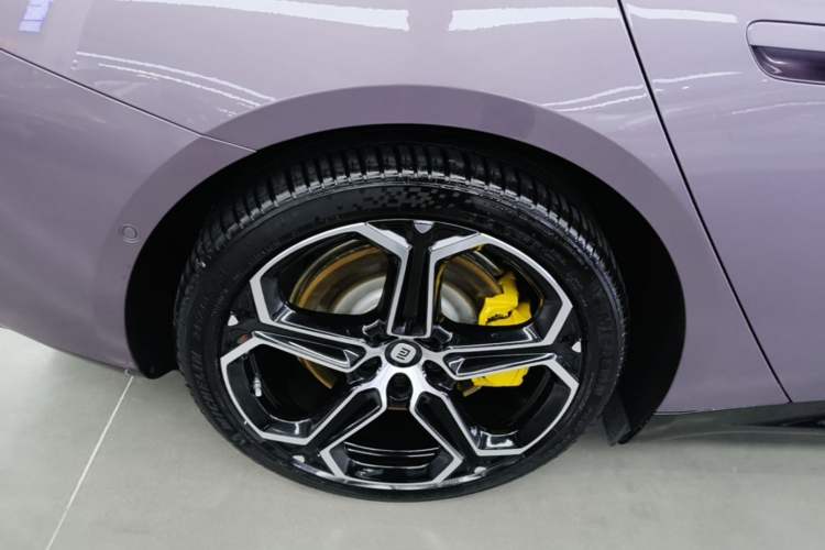 Used Xiaomi Auto SU7 2024 Rear-Drive Standard Founder Edition Exterior 5