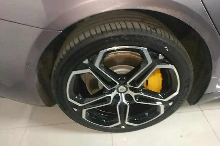 Used Xiaomi Auto SU7 2024 Rear-Drive Ultra-Long Range Advanced Pro-Level Intelligent Driving Version Exterior 5