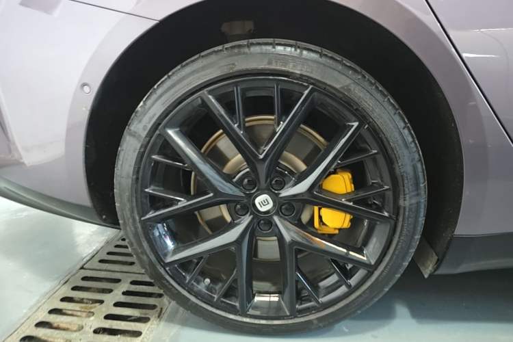 Used Xiaomi Auto SU7 2024 Four-Wheel Drive Ultra-Long Range Advanced Intelligent Driving Max Edition Exterior 5