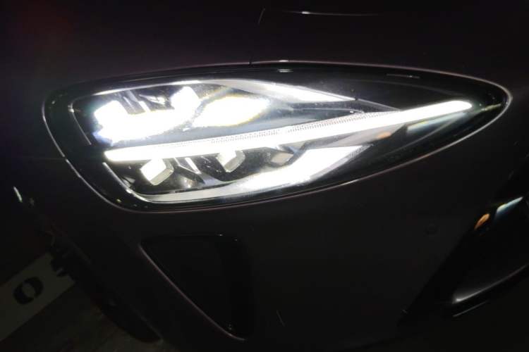 Used Xiaomi Auto SU7 2024 Four-Wheel Drive Ultra-Long Range Advanced Intelligent Driving Max Edition Exterior 6