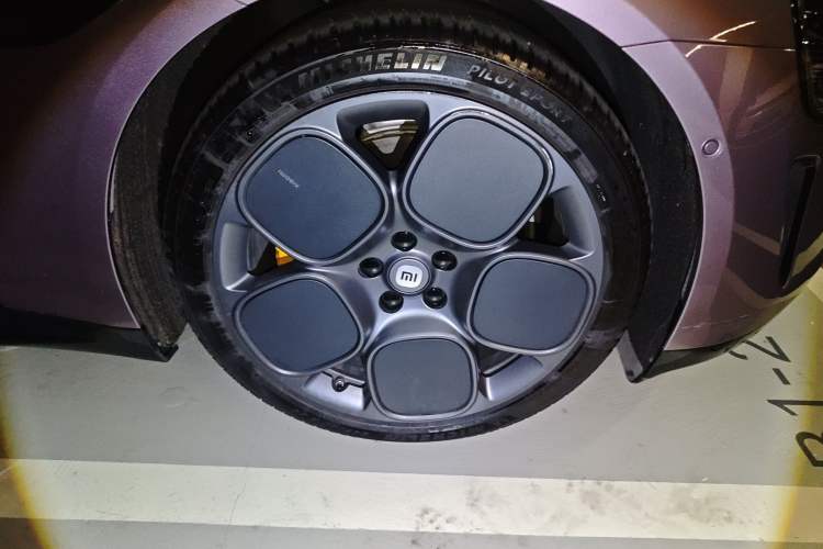 Used Xiaomi Auto SU7 2024 Four-Wheel Drive Ultra-Long Range Advanced Intelligent Driving Max Edition Exterior 7