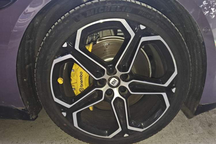 Used Xiaomi Auto SU7 2024 Four-Wheel Drive Ultra-Long Range Advanced Intelligent Driving Max Edition Exterior 7