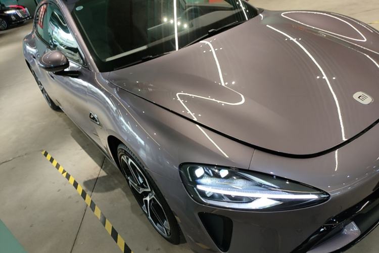 Used Xiaomi Auto SU7 2024 Rear-Drive Ultra-Long Range Advanced Pro-Level Intelligent Driving Version Front Right 45 Deg