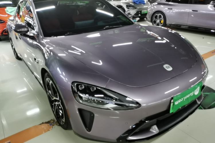 Used Xiaomi Auto SU7 2024 Four-Wheel Drive Ultra-Long Range Advanced Intelligent Driving Max Edition Front Right 45 Deg
