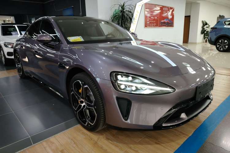 Used Xiaomi Auto SU7 2024 Rear-Drive Long-Range Intelligent Driving Version Front Right 45 Deg