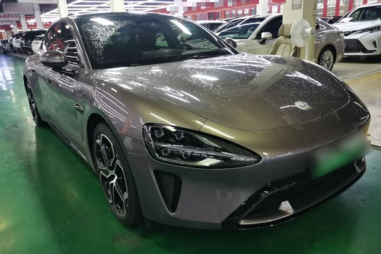 Used Xiaomi Auto SU7 2024 Rear-Drive Long-Range Intelligent Driving Version Front Right 45 Deg