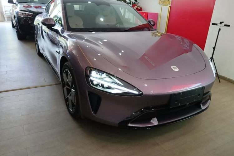 Used Xiaomi Auto SU7 2024 Rear-Drive Long-Range Intelligent Driving Version Front Right 45 Deg