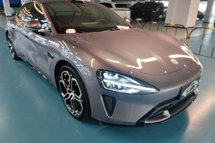 Used Xiaomi Auto SU7 2024 Rear-Drive Ultra-Long Range Advanced Pro-Level Intelligent Driving Version Front Right 45 Deg