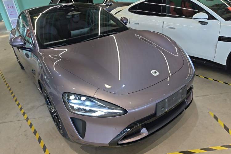 Used Xiaomi Auto SU7 2024 Rear-Drive Ultra-Long Range Advanced Pro-Level Intelligent Driving Version Front Right 45 Deg