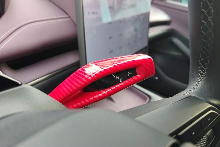 Used Xiaomi Auto SU7 2024 Rear-Drive Ultra-Long Range Advanced Pro-Level Intelligent Driving Version Gear Lever