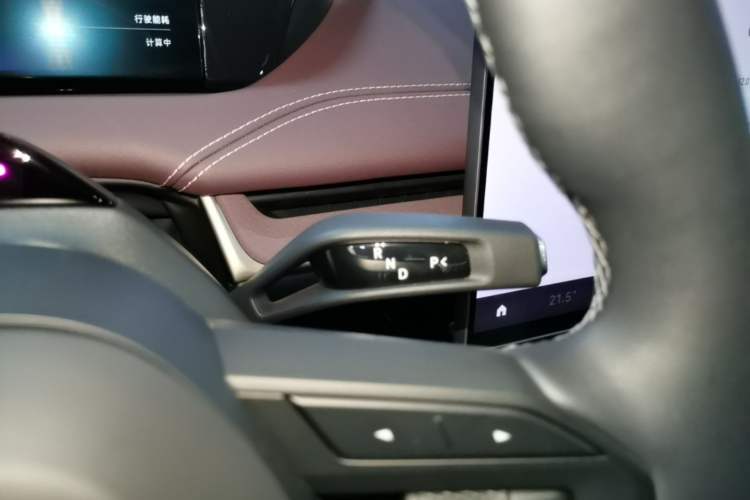 Used Xiaomi Auto SU7 2024 Four-Wheel Drive Ultra-Long Range Advanced Intelligent Driving Max Edition Gear Lever