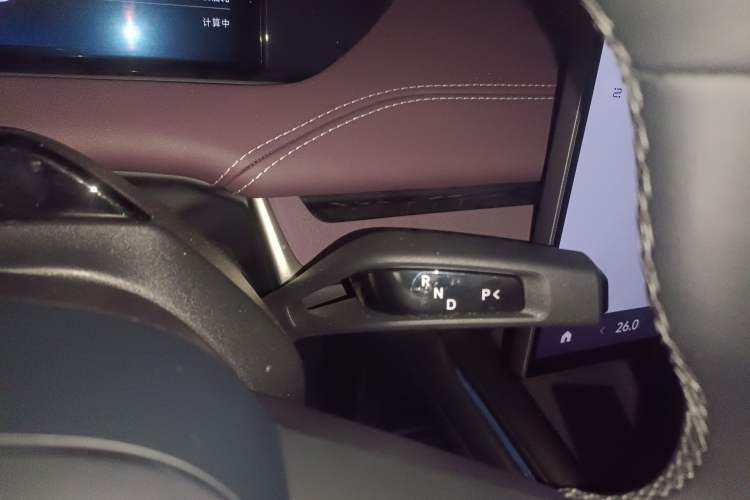 Used Xiaomi Auto SU7 2024 Rear-Drive Long-Range Intelligent Driving Version Gear Lever