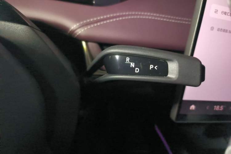 Used Xiaomi Auto SU7 2024 Rear-Drive Ultra-Long Range Advanced Pro-Level Intelligent Driving Version Gear Lever