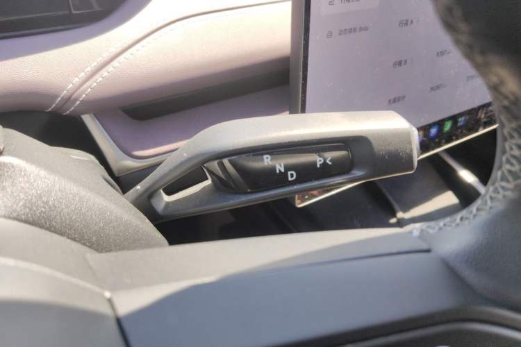 Used Xiaomi Auto SU7 2024 Four-Wheel Drive Ultra-Long Range Advanced Intelligent Driving Max Edition Gear Lever