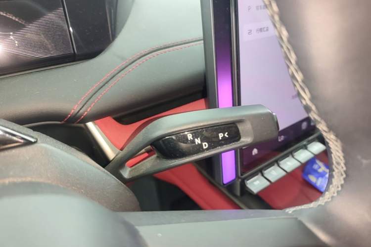 Used Xiaomi Auto SU7 2024 Rear-Drive Long-Range Intelligent Driving Version Gear Lever