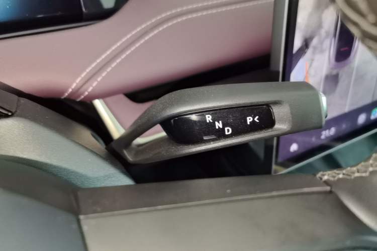Used Xiaomi Auto SU7 2024 Four-Wheel-Drive Max Founder's Edition Gear Lever