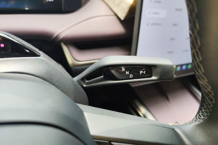 Used Xiaomi Auto SU7 2024 Rear-Drive Long-Range Intelligent Driving Version Gear Lever