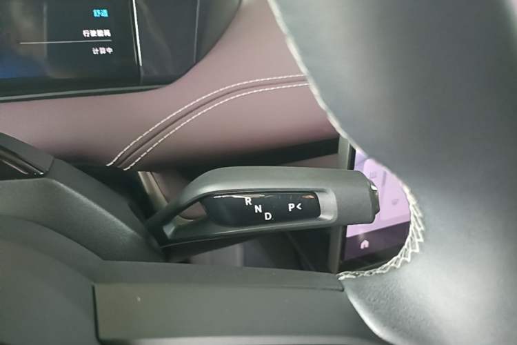 Used Xiaomi Auto SU7 2024 Rear-Drive Ultra-Long Range Advanced Pro-Level Intelligent Driving Version Gear Lever