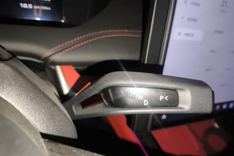 Used Xiaomi Auto SU7 2024 Four-Wheel Drive Ultra-Long Range Advanced Intelligent Driving Max Edition Gear Lever