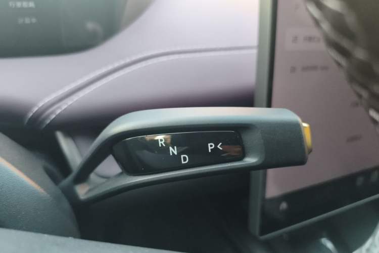 Used Xiaomi Auto SU7 2024 Rear-Drive Long-Range Intelligent Driving Version Gear Lever