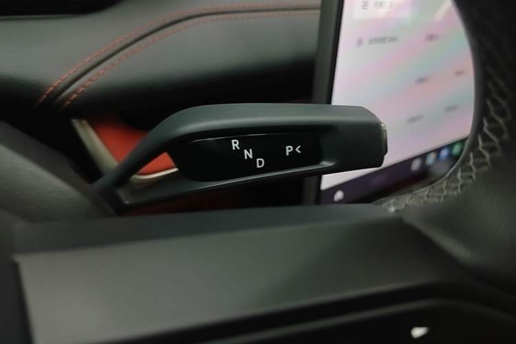 Used Xiaomi Auto SU7 2024 Four-Wheel Drive Ultra-Long Range Advanced Intelligent Driving Max Edition Gear Lever