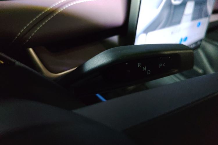 Used Xiaomi Auto SU7 2024 Four-Wheel Drive Ultra-Long Range Advanced Intelligent Driving Max Edition Gear Lever
