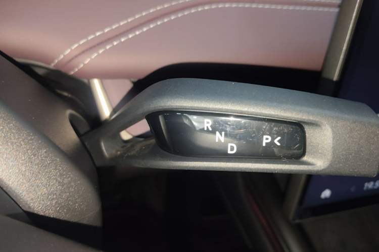 Used Xiaomi Auto SU7 2024 Rear-Drive Long-Range Intelligent Driving Version Gear Lever