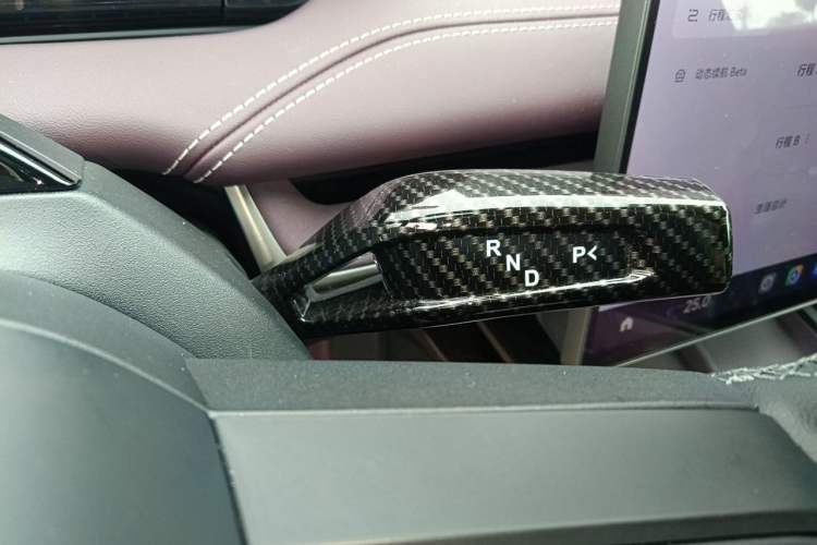Used Xiaomi Auto SU7 2024 Four-Wheel Drive Ultra-Long Range Advanced Intelligent Driving Max Edition Gear Lever