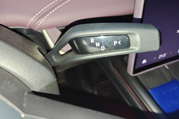 Used Xiaomi Auto SU7 2024 Four-Wheel Drive Ultra-Long Range Advanced Intelligent Driving Max Edition Gear Lever