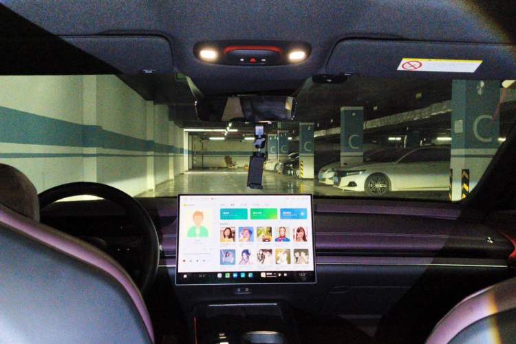 Used Xiaomi Auto SU7 2024 Rear-Drive Long-Range Intelligent Driving Version Headliner