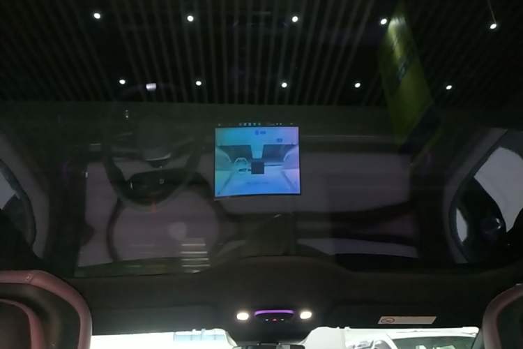 Used Xiaomi Auto SU7 2024 Rear-Drive Long-Range Intelligent Driving Version Headliner