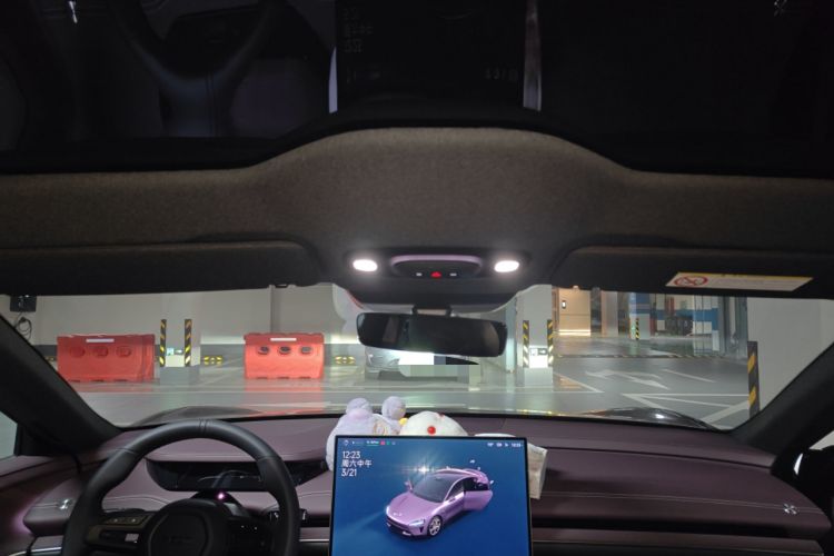 Used Xiaomi Auto SU7 2024 Rear-Drive Ultra-Long Range Advanced Pro-Level Intelligent Driving Version Headliner