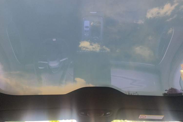Used Xiaomi Auto SU7 2024 Rear-Drive Ultra-Long Range Advanced Pro-Level Intelligent Driving Version Headliner